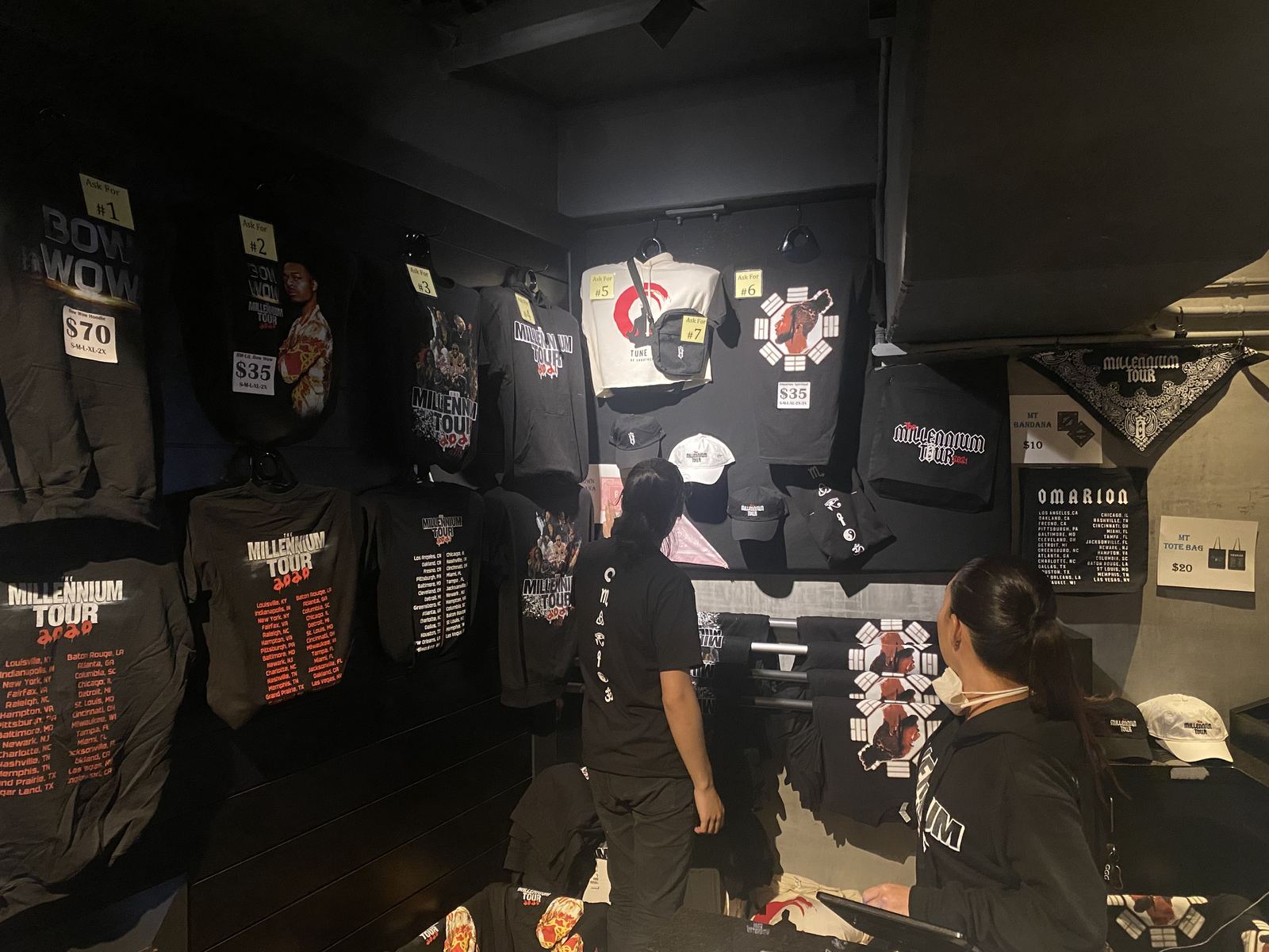 Omarion Millennium Tour merch booth