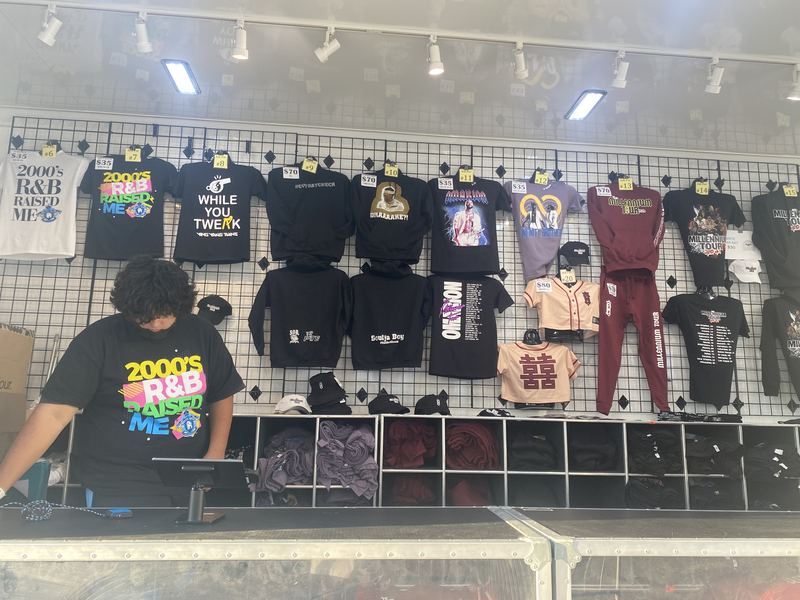 Omarion Millennium Tour merch booth